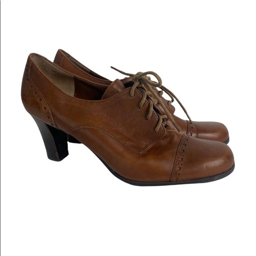 Stivaletti stringati donna